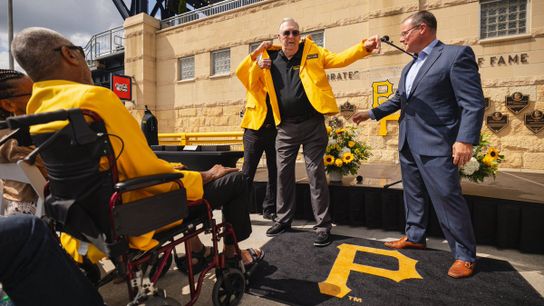 Forkballs, Budweiser, family: Stories from Pirates' new Hall of Famers taken at PNC Park (Pirates)